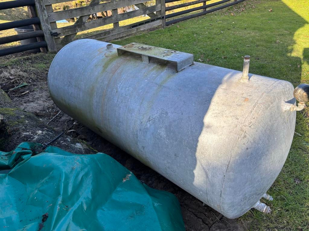 Grote metalen tank - Ideaal voor BBQ project of opslag, Tuin en Terras, Barbecue-accessoires, Gebruikt, Ophalen