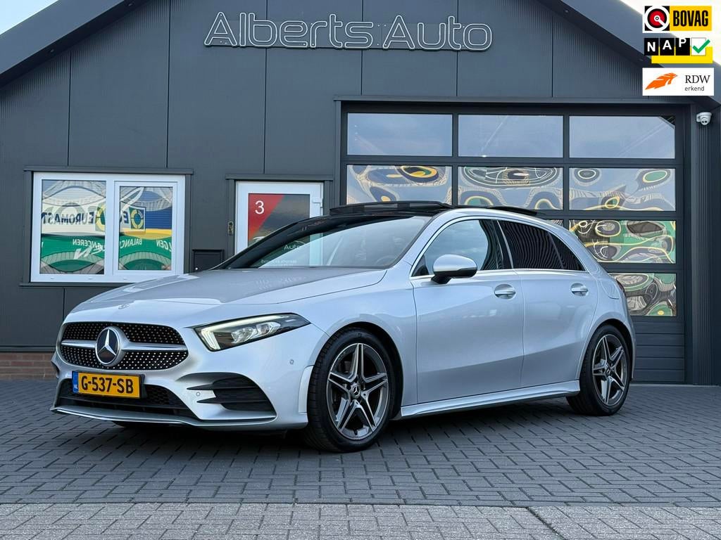 Mercedes-Benz A-klasse 180 | AMG | PANO | AUT | LEDER | NAP, Auto's, 136 pk, Gebruikt, 4 cilinders, Lichtsensor