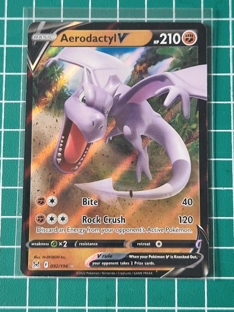 Pokemon kaart, Aerodactyl V, #092/196, Ophalen of Verzenden, Zo goed als nieuw