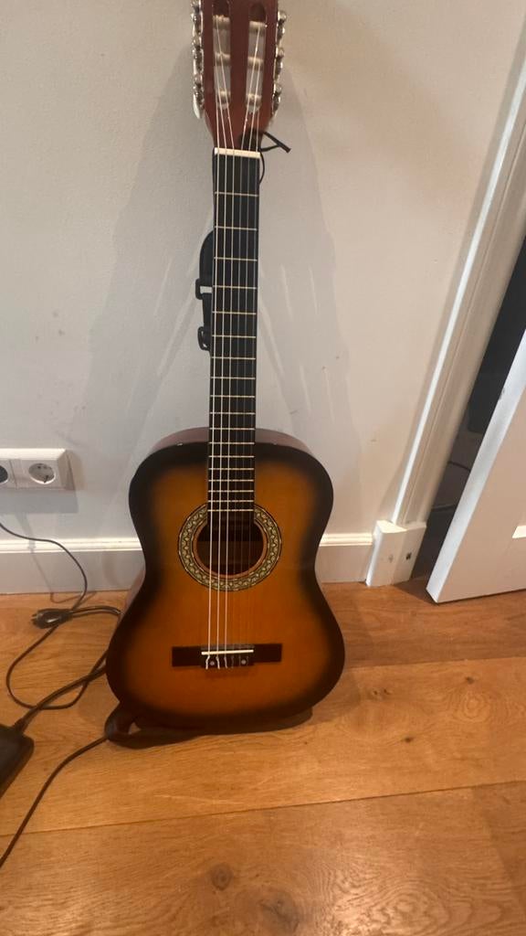 guitar pyleusa, Muziek en Instrumenten, Ophalen of Verzenden, Zo goed als nieuw, Klassieke of Spaanse gitaar