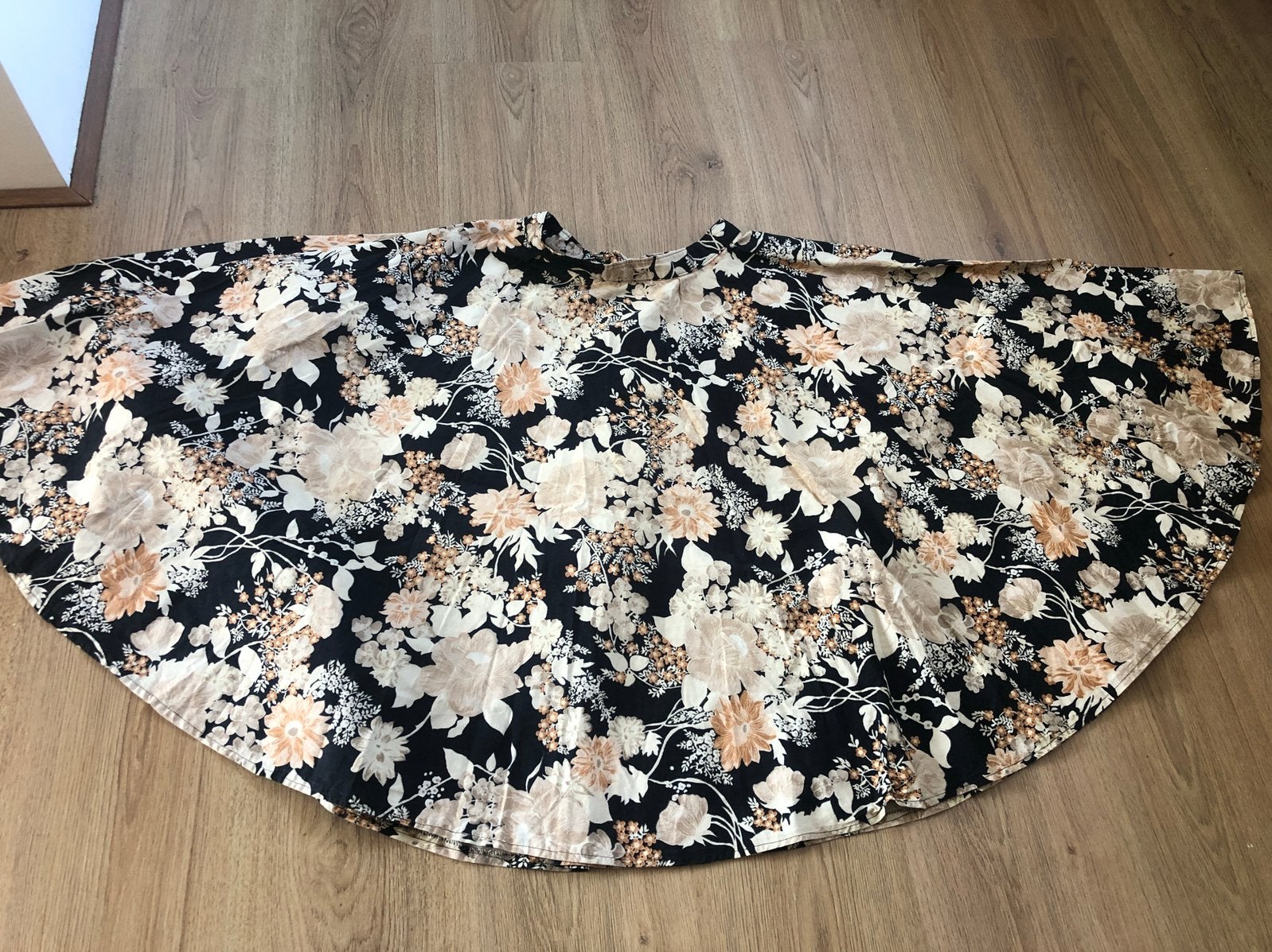 Vintage cirkelrok katoen bloemen beige xs xxs, Beige, Ophalen of Verzenden, Zo goed als nieuw, X
