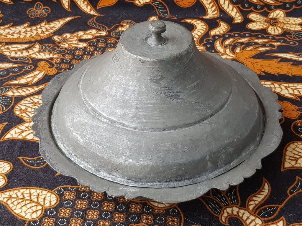 Mooie originele antieke Oosterse schaal met deksel 25,5 cm., Antiek en Kunst, Antiek | Koper en Brons, Ophalen of Verzenden, Koper
