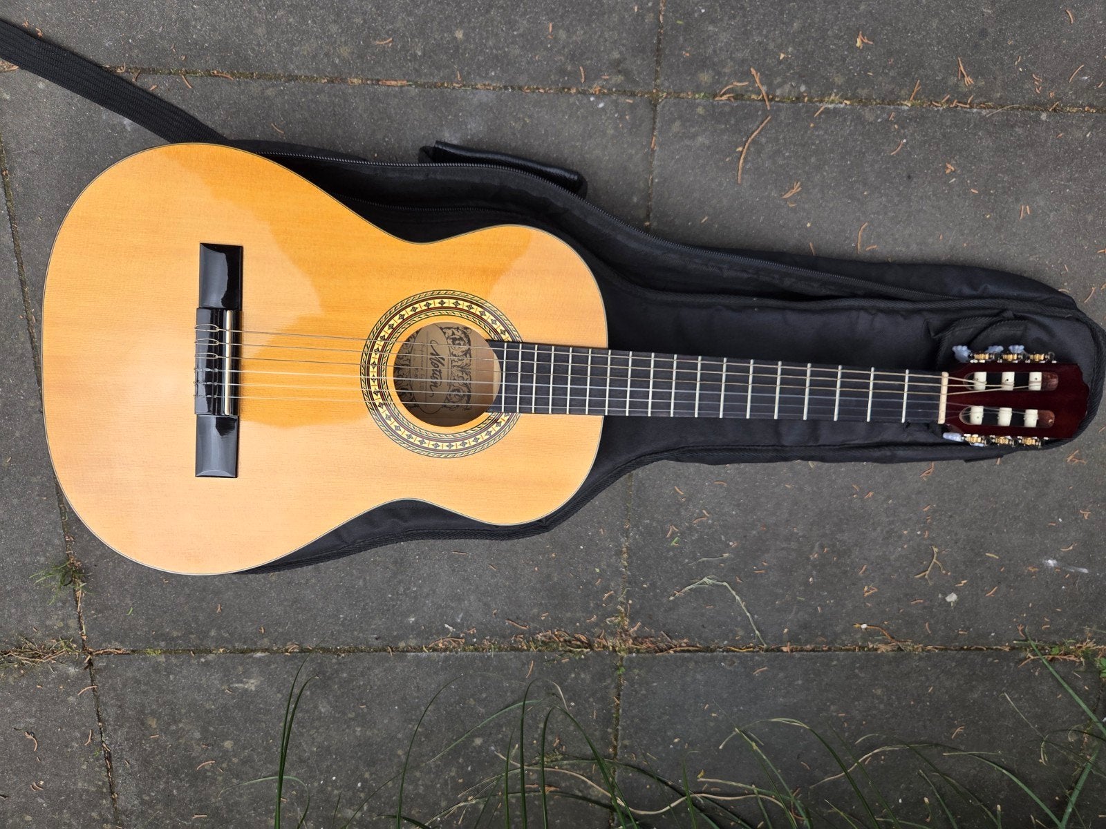 Klassieke beginnersgitaar Motion TC-601 - Zo goed als nieuw, Ophalen, Zo goed als nieuw, Klassieke of Spaanse gitaar, Met koffer