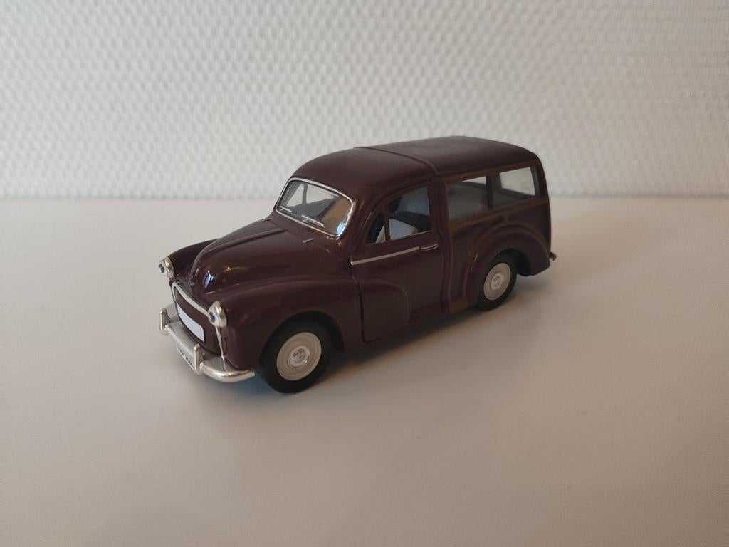 Morris Minor Traveller schaalmodel 1/26, Ophalen of Verzenden, Zo goed als nieuw, Auto