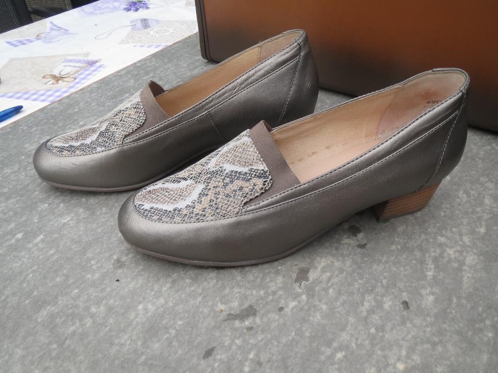 Helioform damesschoen maat 6 (40)  weinig gedragen, Kleding | Dames, Schoenen, Ophalen of Verzenden, Zo goed als nieuw, Schoenen met lage hakken
