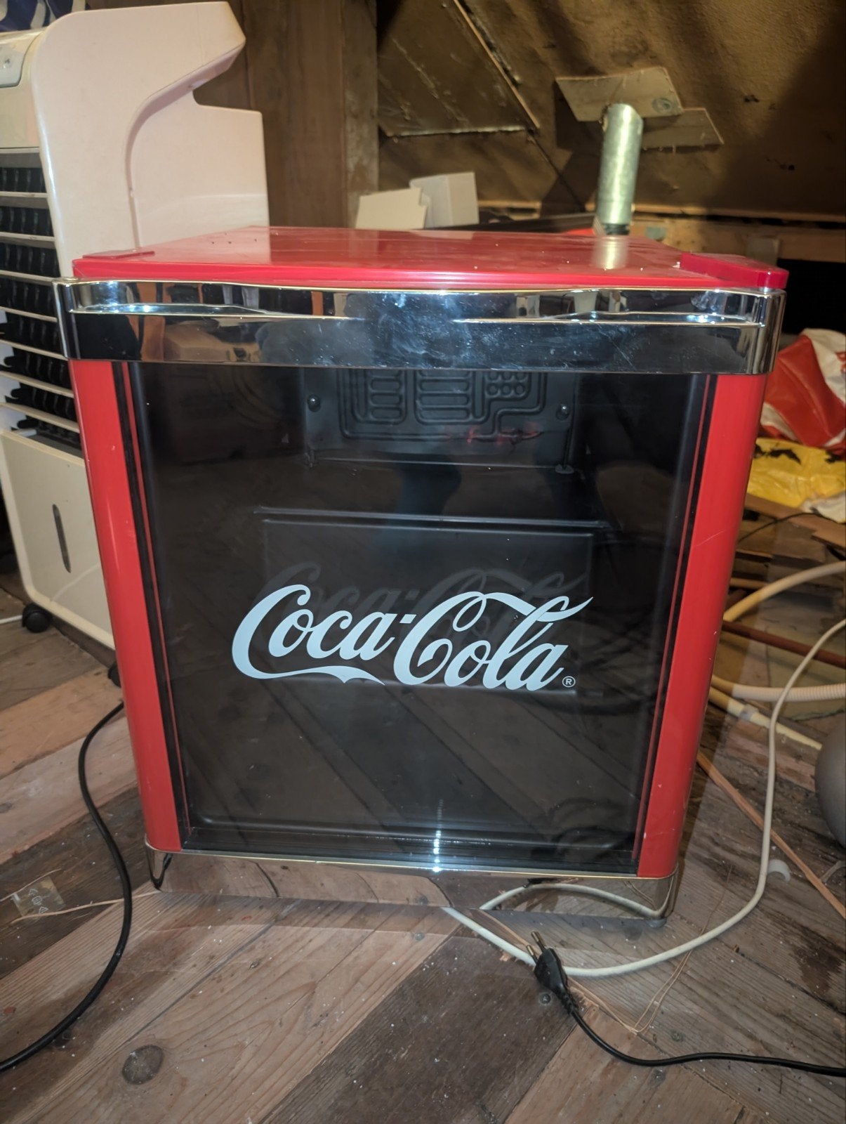 Coca Cola mini koelkast - Perfect voor drankjes, Ophalen, Minder dan 75 liter, Zonder vriesvak, Gebruikt