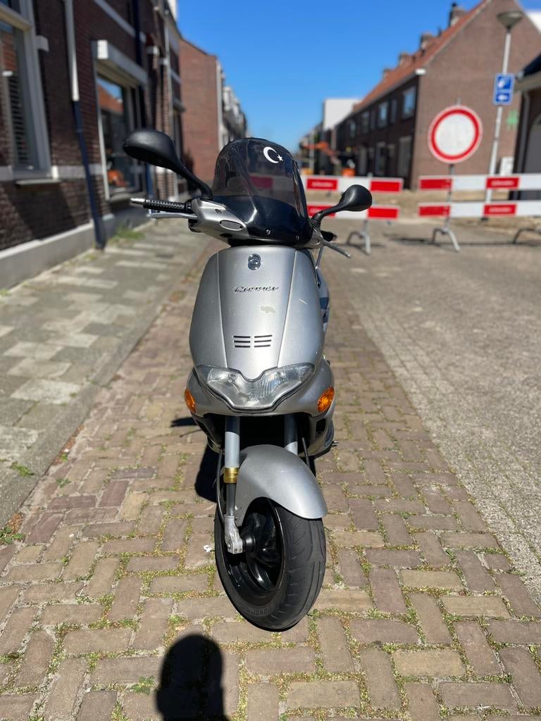 Gilera Runner 180cc - A2, Fietsen en Brommers, Scooters | Piaggio, Ophalen, Gebruikt, Overige modellen, 180 cc