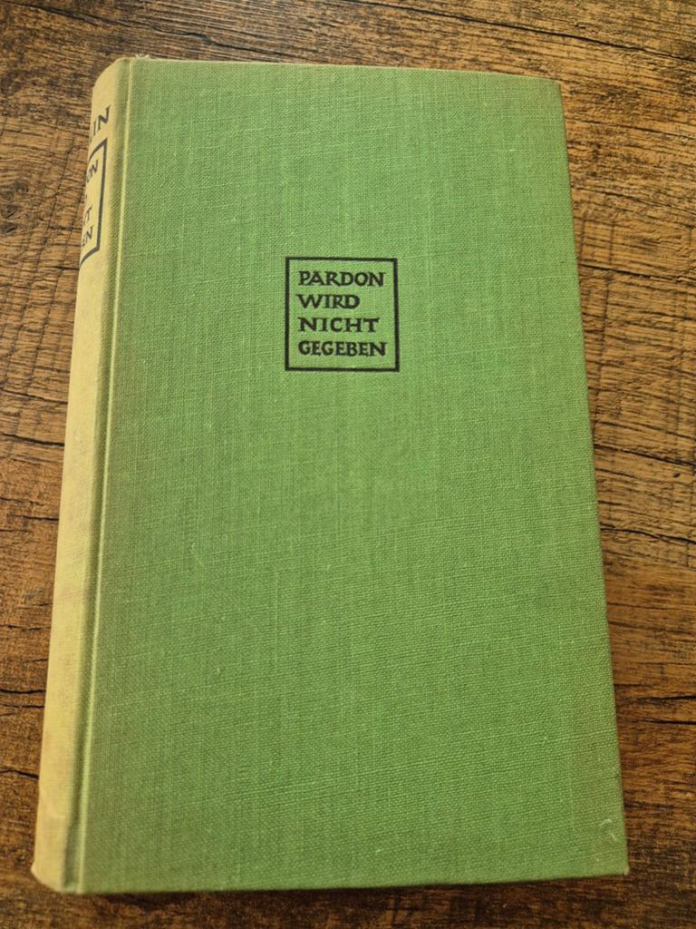 Eerste druk 1935 "Pardon wird nicht gegeben" van A. Döblin, Antiek en Kunst, Antiek | Boeken en Bijbels, Ophalen of Verzenden