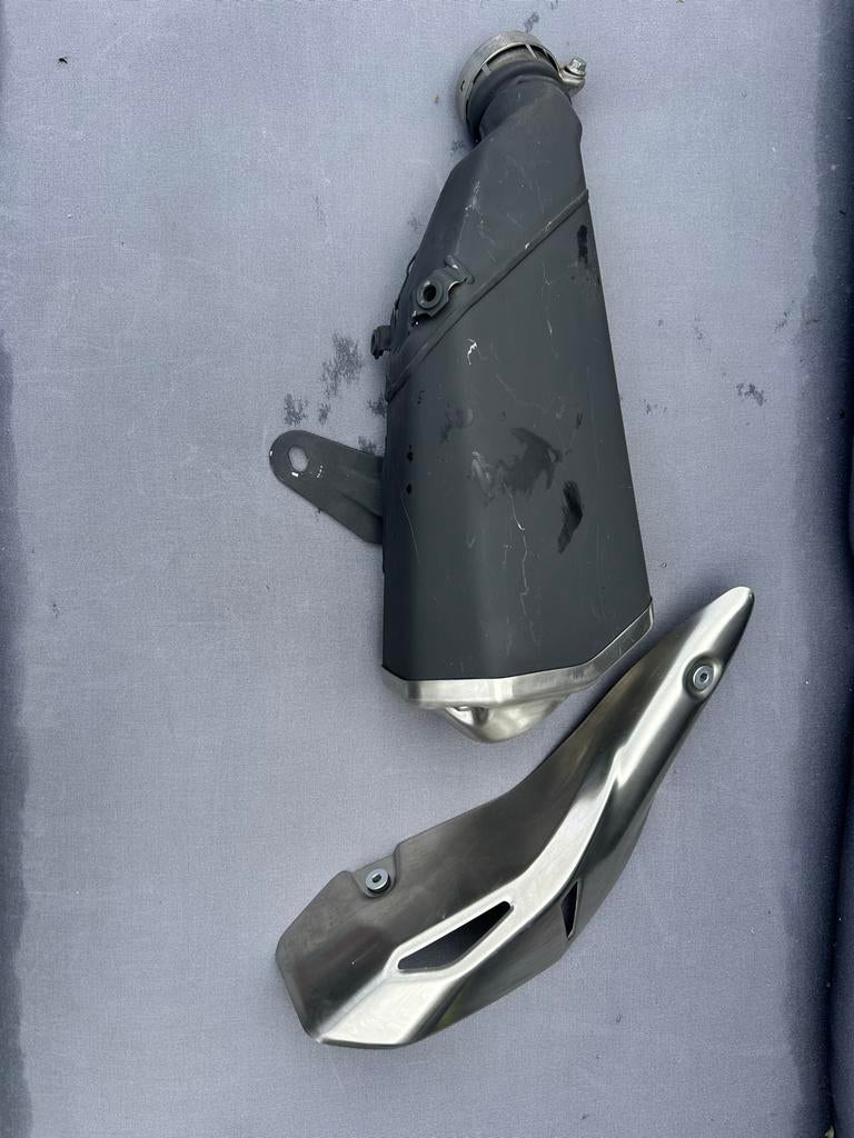 Originele Kawasaki Z900 2019 uitlaatdemper, Ophalen, Gebruikt