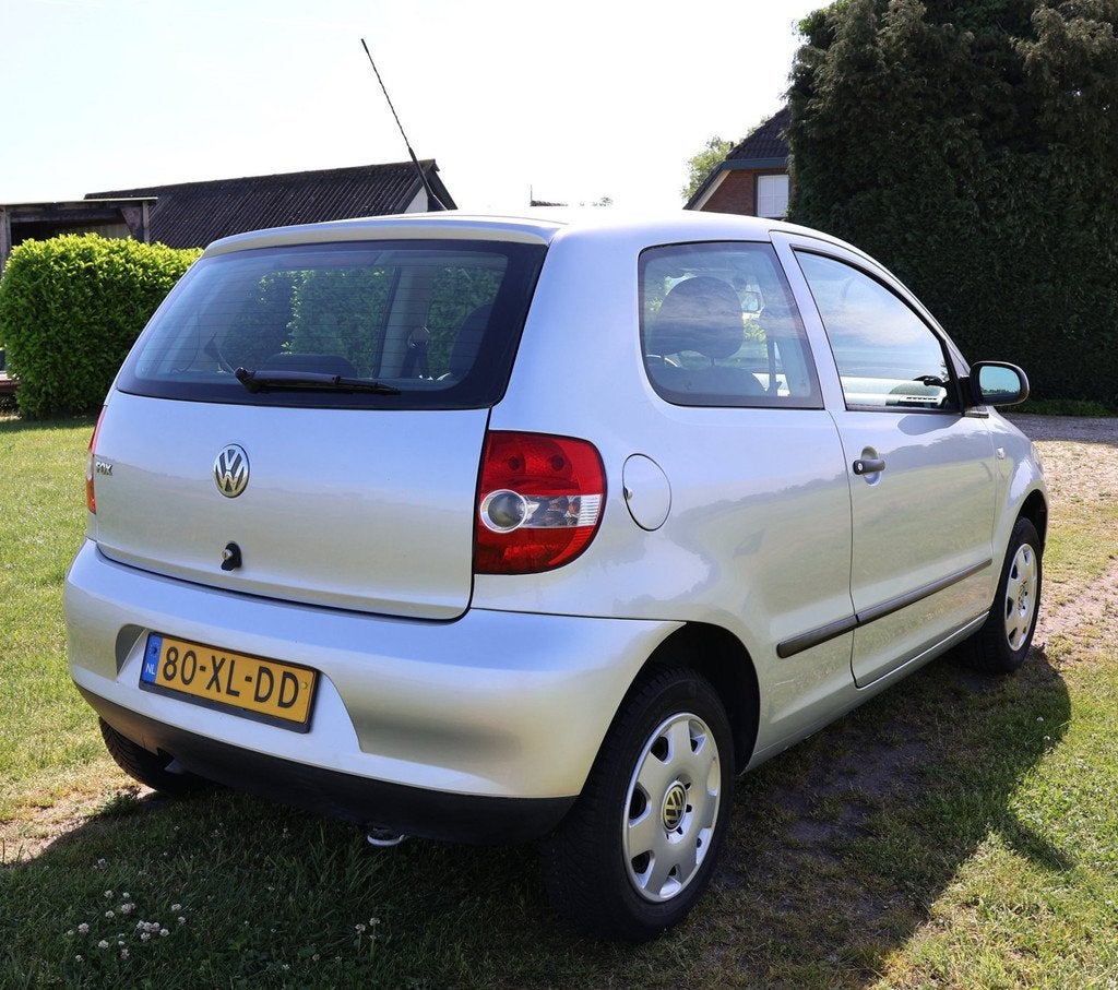 Volkswagen Fox 1.2 Trendline|Nieuwe apk!|NL-Auto-NAP|Nette a, Auto's, Volkswagen, Voorwielaandrijving, Stof, Zwart, 4 stoelen