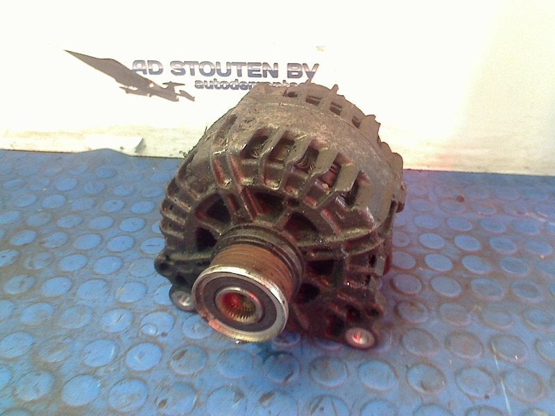 Dynamo Volkswagen Transporter T6 2017 03L903023L, Gebruikt, Volkswagen, Volkswagen AG, Kundenbetreuung@volkswagen.de