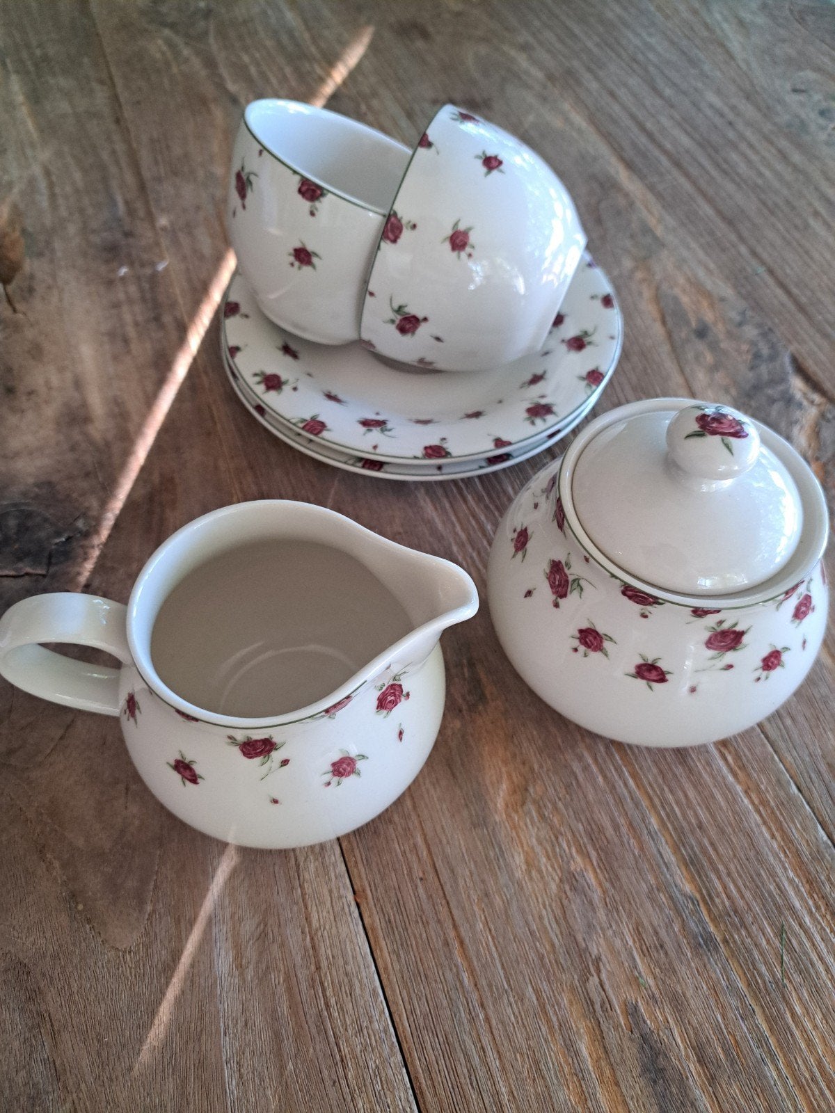 romantisch servies setje Van Cleef, Overige merken, Ophalen of Verzenden, Zo goed als nieuw, Overige stijlen