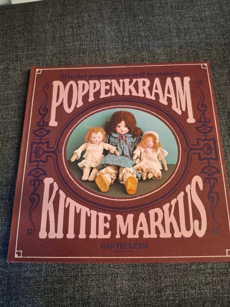 Poppenkraam Kitti Markus boek, Ophalen of Verzenden, Zo goed als nieuw, Knutselboek
