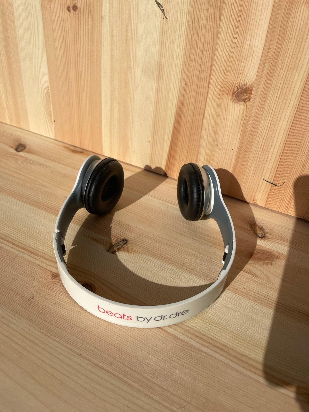 Beats Solo HD Koptelefoon - Wit (Gebruikt), Audio, Tv en Foto, Gebruikt, Extra bas, Beats, On-ear