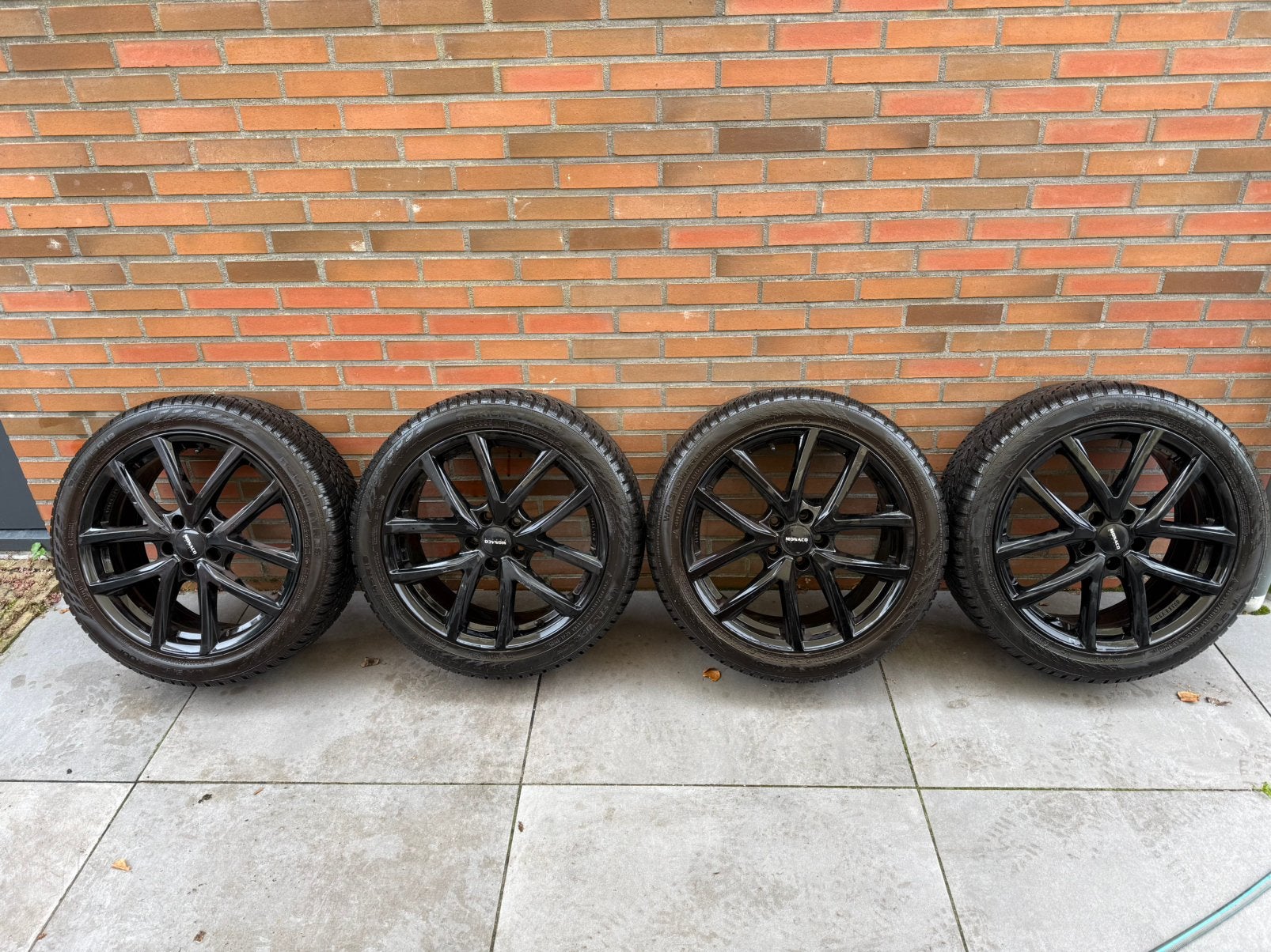 18 inch Winterbanden ford focus MK4 ( 2018-2025 ) met TPMS, 18 inch, Banden en Velgen, 225 mm, Winterbanden
