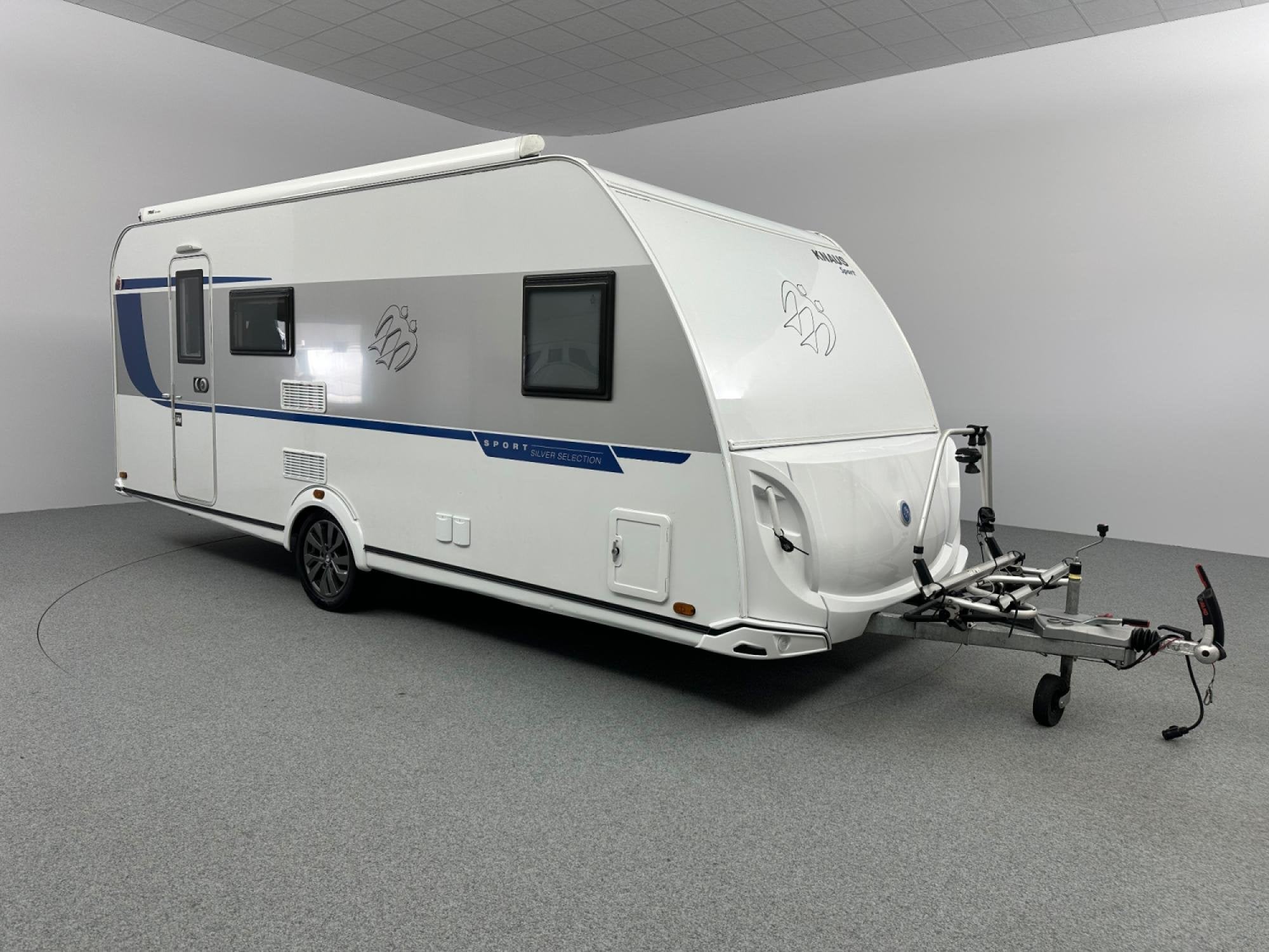 Knaus 550 FSK Silver Sel. Cassetteluifel Mover Stapelbed, Caravans en Kamperen, Caravans, Hordeur, Rondzit, Dwars-stapelbed, Bedrijf