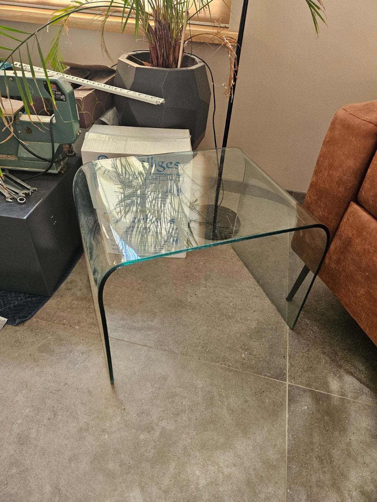 Glazen design bijzettafel - Gebruikt, Ophalen