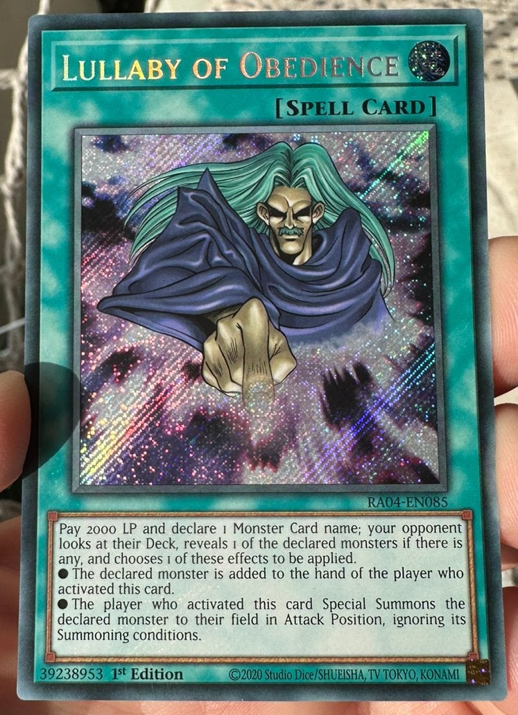 Yu-Gi-Oh! Lullaby of Obedience RA04 1st Edition !, Hobby en Vrije tijd, Verzamelkaartspellen | Yu-gi-Oh!, Ophalen of Verzenden