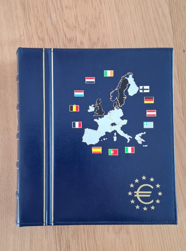 Euro muntalbum met munten van 12 landen, Postzegels en Munten, Munten | Europa | Euromunten, Ophalen, Overige landen, Overige waardes