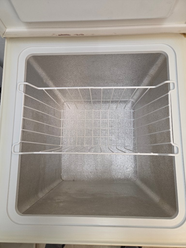 vrieskist - Indesit, Ophalen, Gebruikt, Minder dan 85 cm, Indesit