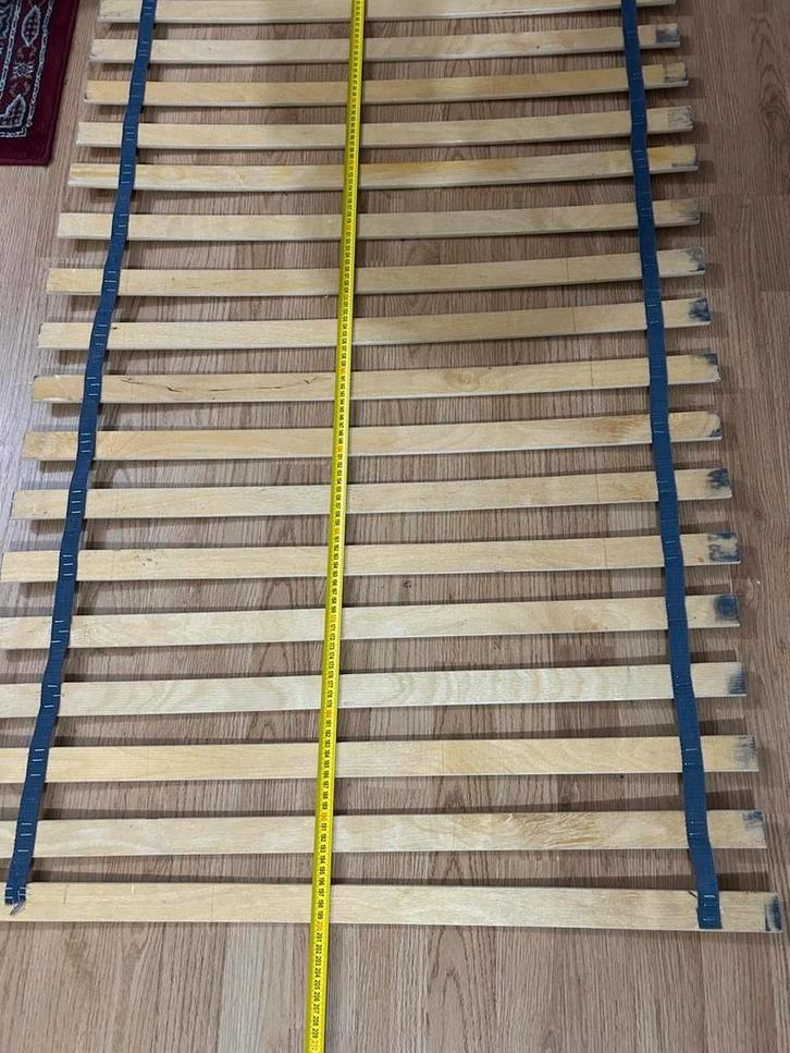 1 X Laten/Rolbodem:90X200 en 2 X80X200,cm(Z.G.A.N), Huis en Inrichting, Slaapkamer | Matrassen en Bedbodems, Ophalen, Eenpersoons
