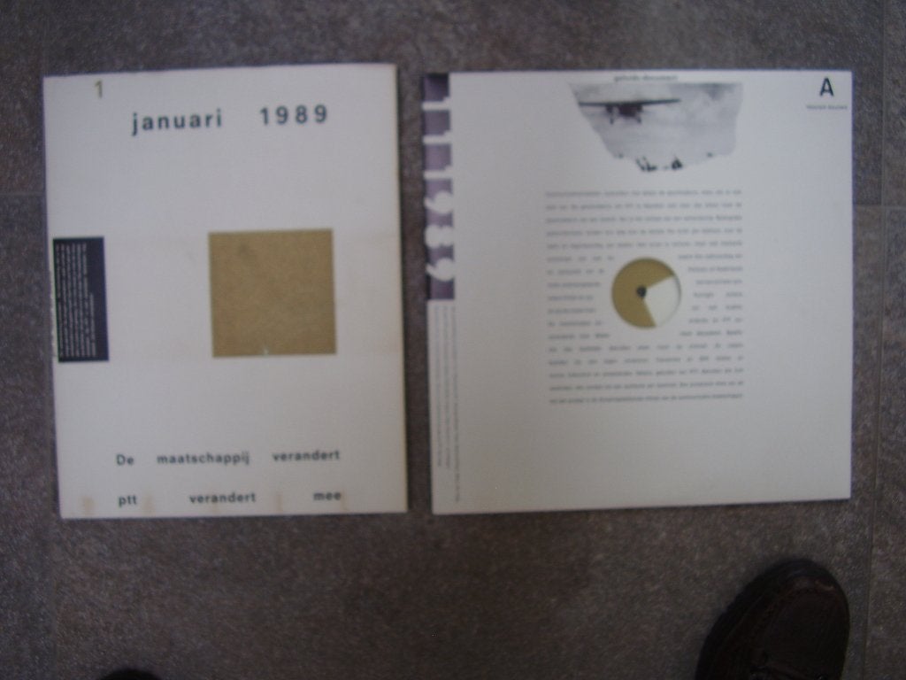 Jubileumboek PTTT januari 1989. + grammofoonplaat, Ophalen of Verzenden, Gelezen