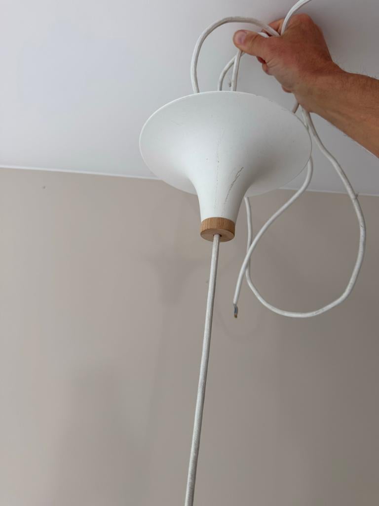 2 Northern Lighting hanglampen - Wit met houten detail, Ophalen, Gebruikt, Design, Metaal