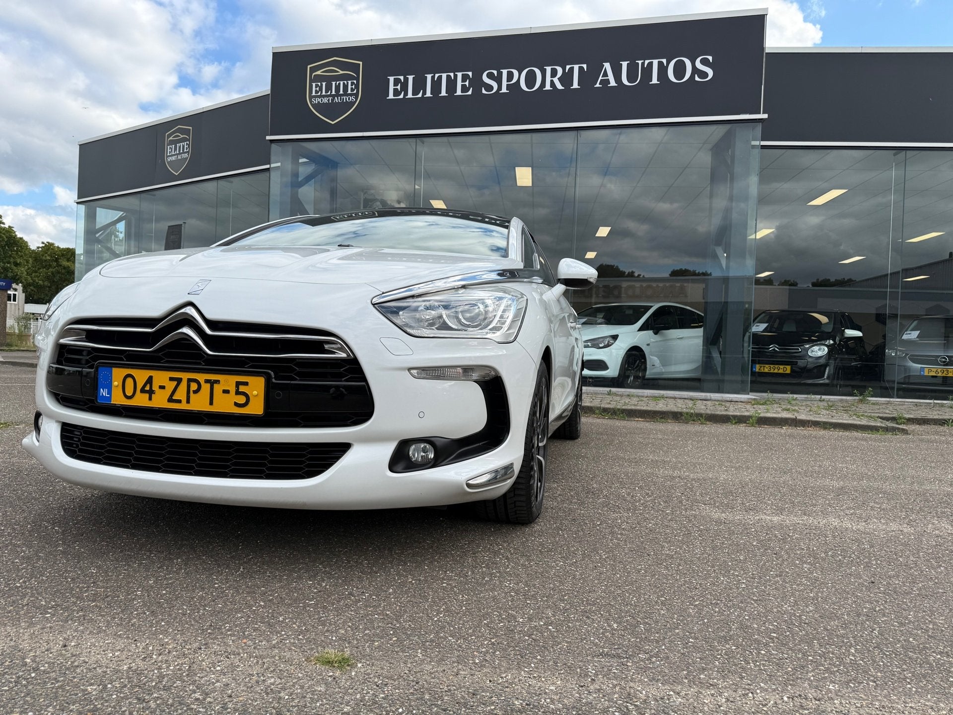 Citroen DS5 1.6 THP So Chic I Pano I Automaat I Massage, Auto's, Gebruikt, Zwart, Wit, 1598 cc
