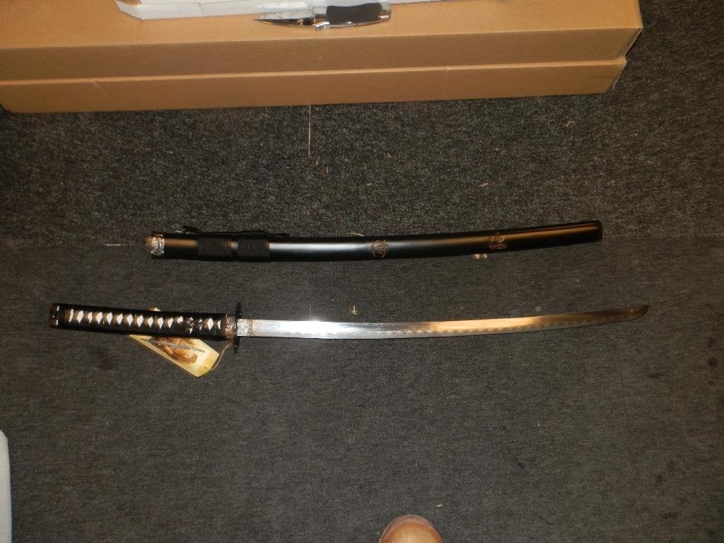Katana kill bill met display en katana kokushibou, Ophalen of Verzenden, Overige soorten, Overige gebieden, Zwaard of Sabel