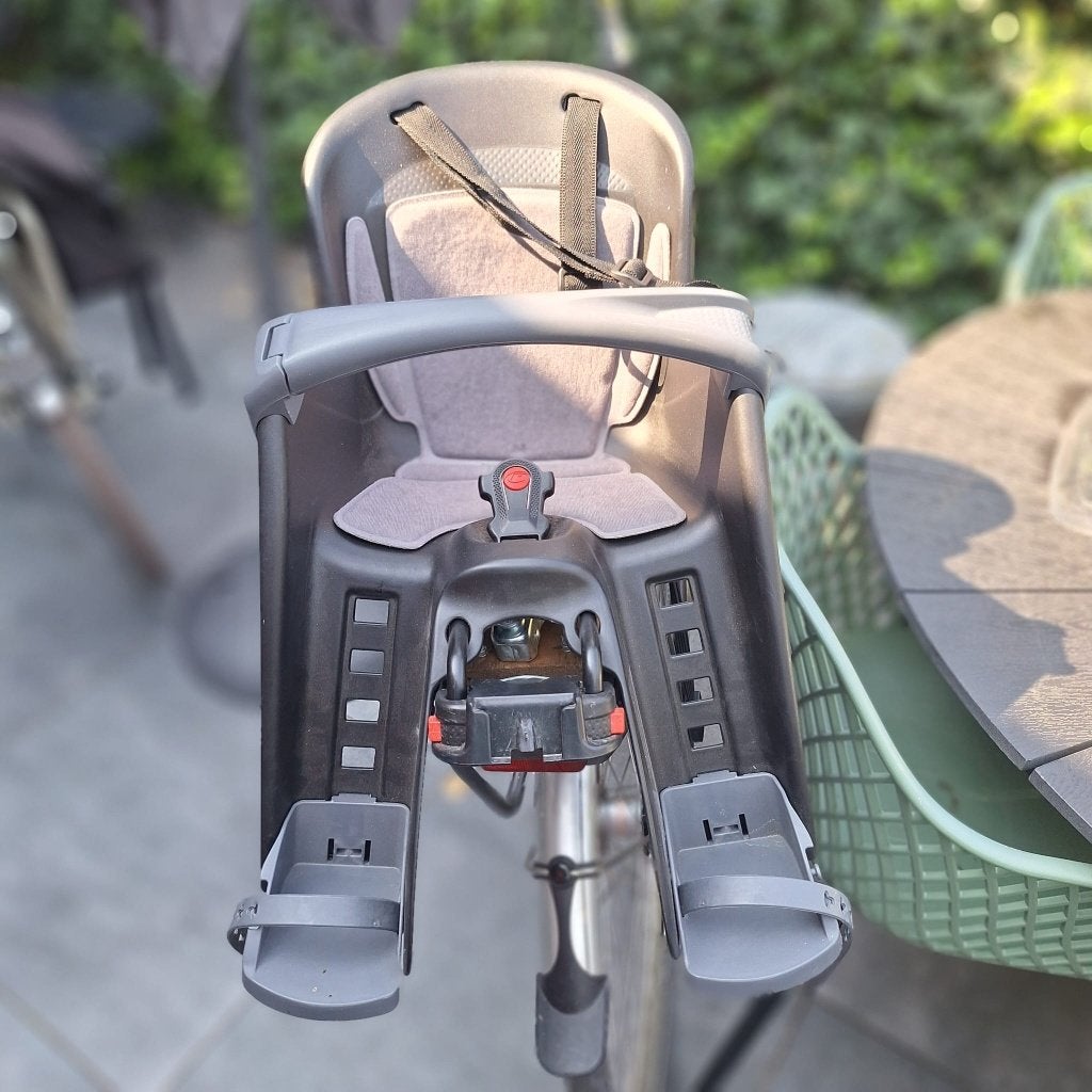 Bijna nieuw kinder fiets zitje, Ophalen, Voetsteuntjes, 0 t/m 18 kg, Voorzitje