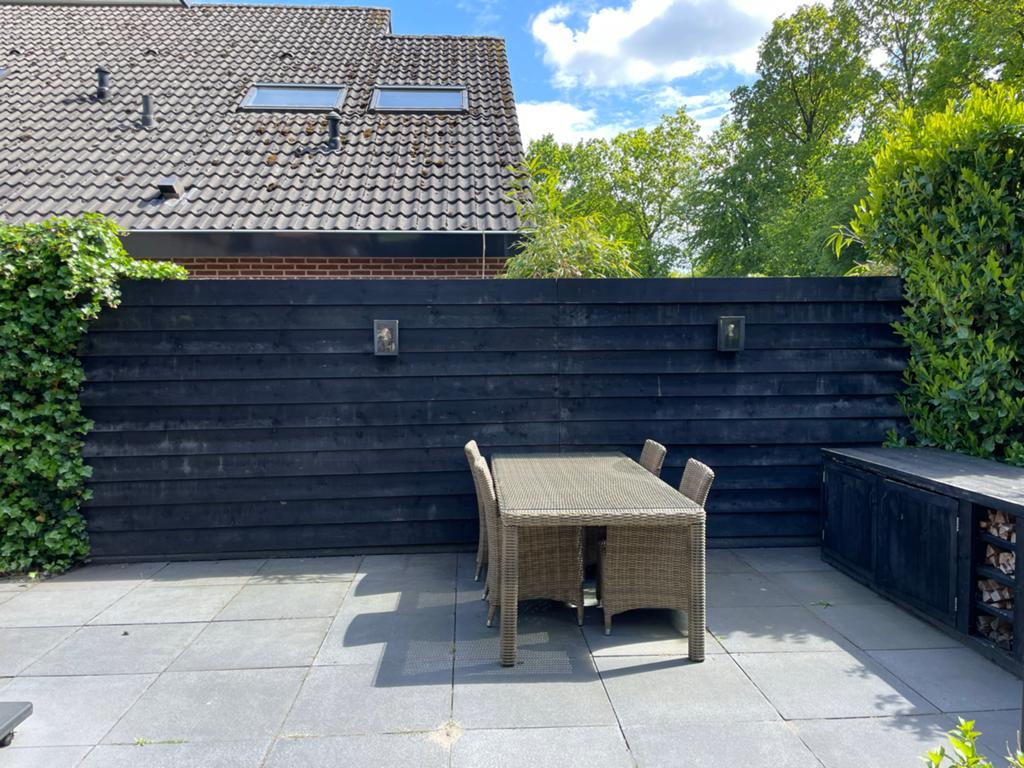 Zwart rabat voor schutting of gevelbekleding, Tuin en Terras, Ophalen, Gebruikt, 200 cm of meer, 200 cm of meer