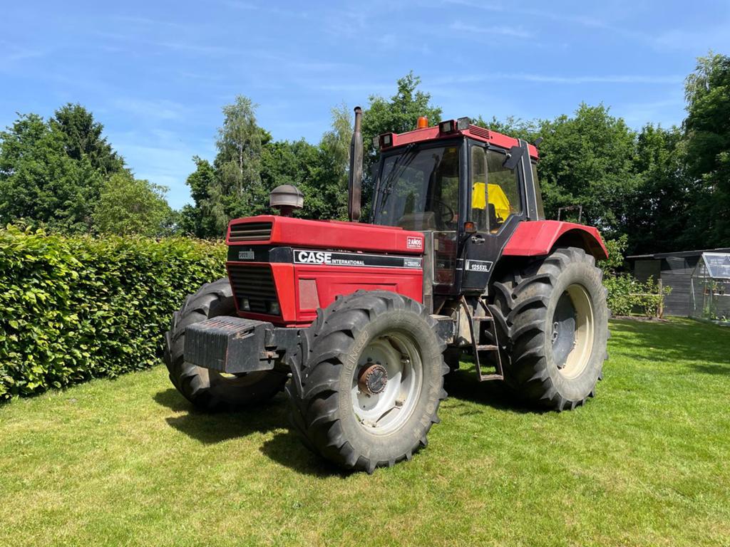 Te koop: Case IH 1255 XL in nette staat!, Ophalen, Gebruikt, 2500 tot 5000, 120 tot 160 Pk