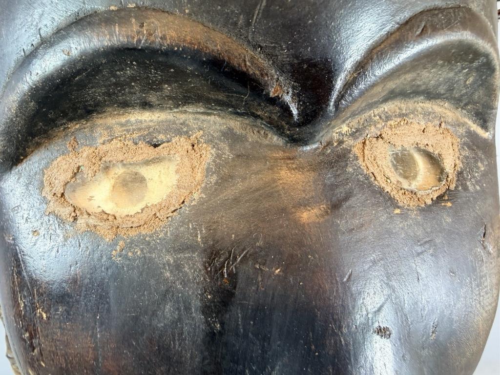 260517 Groot zwart Afrikaans Bakongo masker with glass eyes, Ophalen of Verzenden