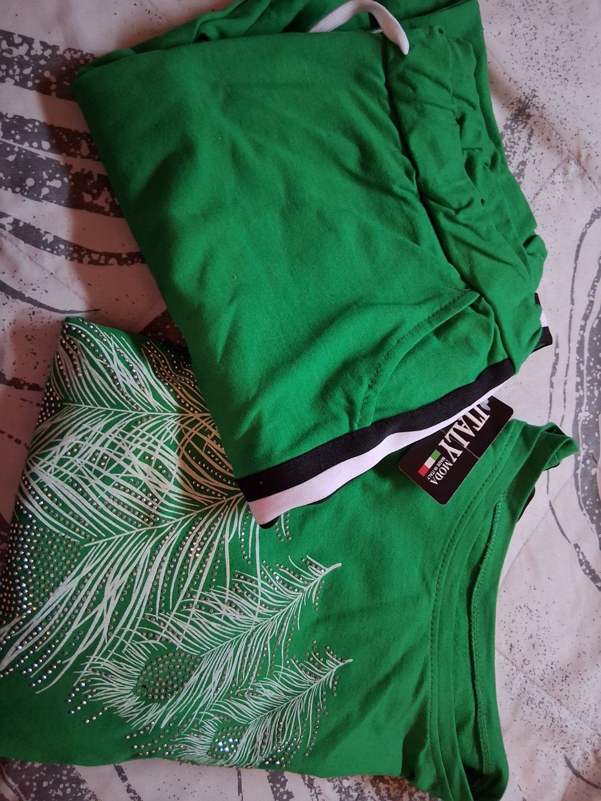 Groen huispak  met verenprint en strass steentjes, Maat 46/48 (XL) of groter, Nieuw, Korte mouw, Groen