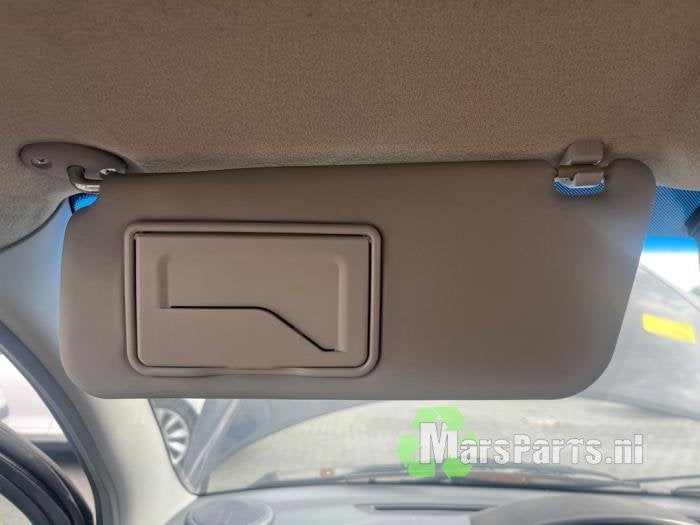Zonneklep van een Chevrolet Matiz, Auto-onderdelen, Gebruikt, -, -, Ophalen of Verzenden