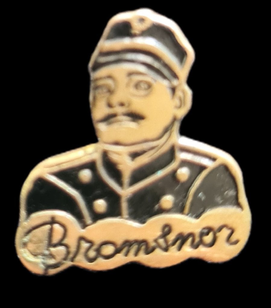 Bromsnor speld-zwart, Verzamelen, Speldjes, Pins en Buttons, Ophalen of Verzenden, Zo goed als nieuw, Figuurtje, Speldje of Pin