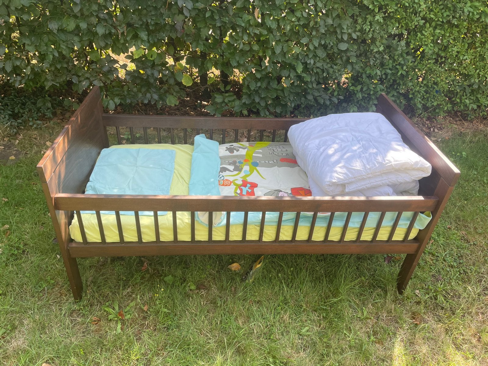 Degelijk beukenhouten peuterbed met lattenbodem en matras, Ophalen, Gebruikt, 70 tot 85 cm, Lattenbodem