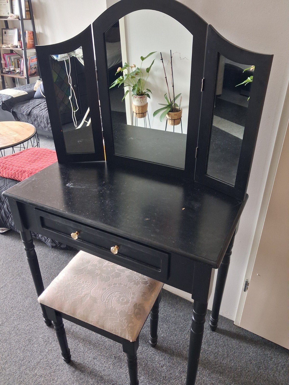 Zwarte kaptafel met spiegel en krukje, Ophalen, Gebruikt, 50 tot 100 cm, Hout