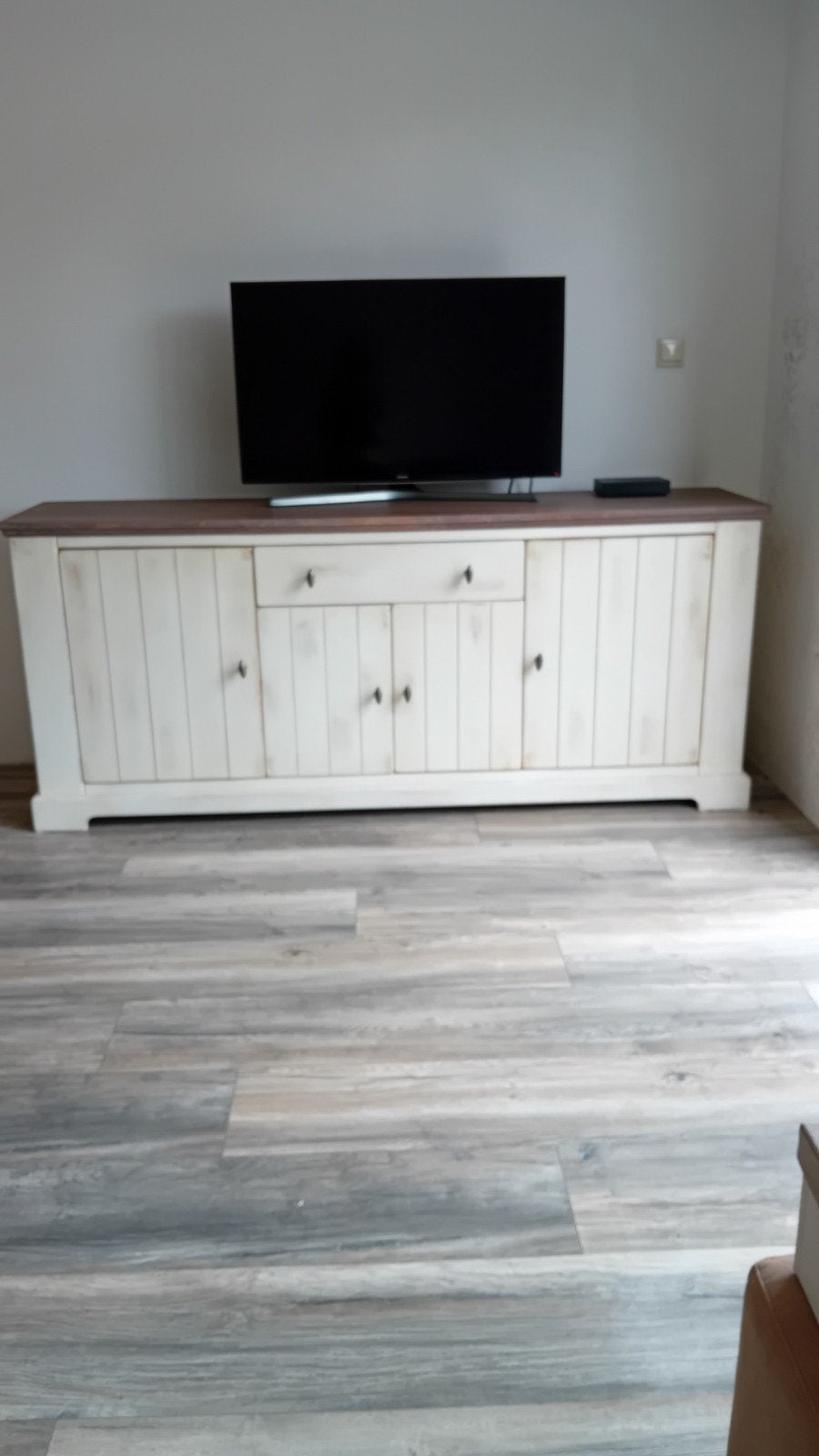 Massief meubelset., Ophalen