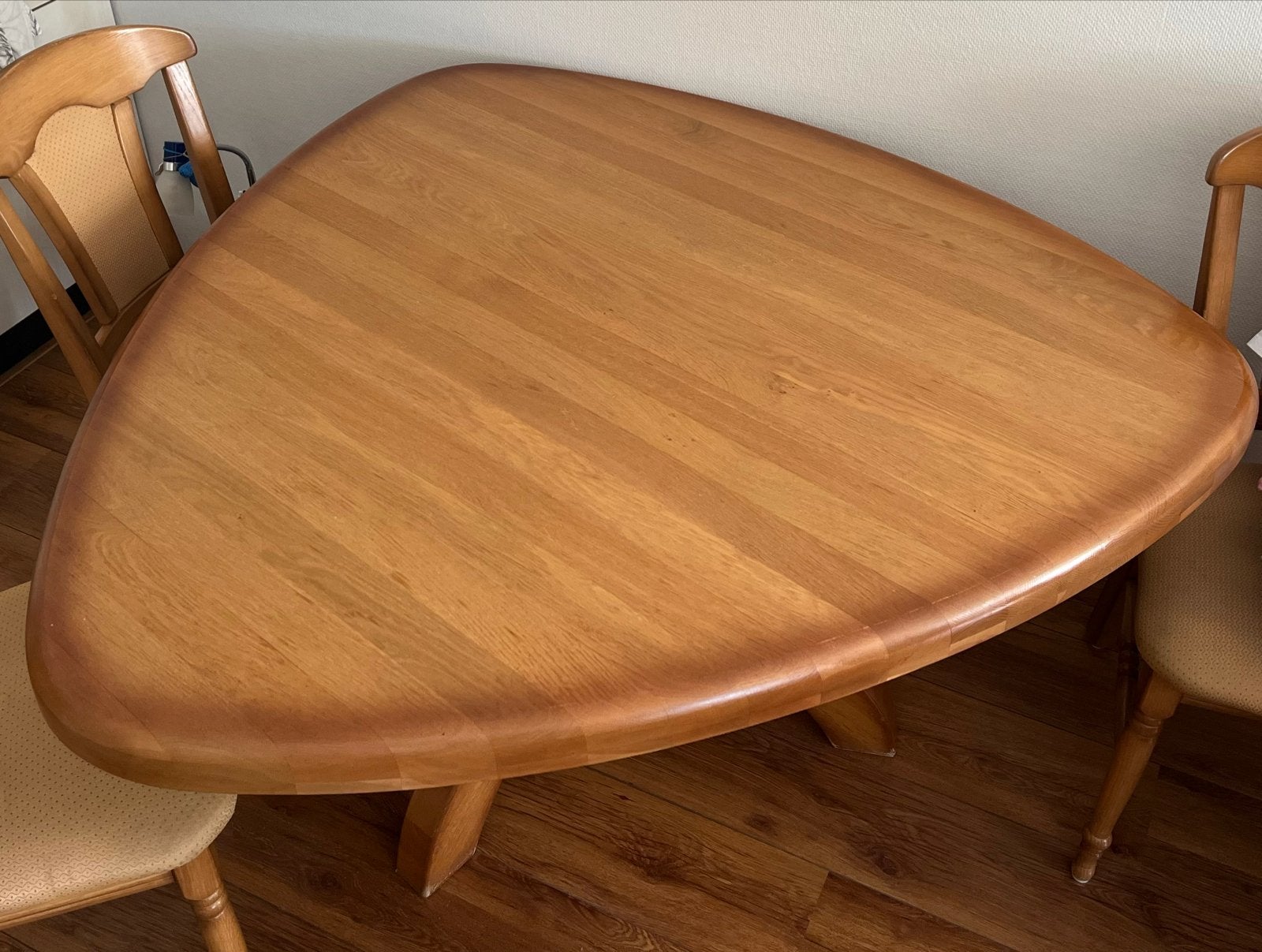 Driehoekige licht eiken eettafel, Ophalen, Gebruikt, Eikenhout, Overige vormen