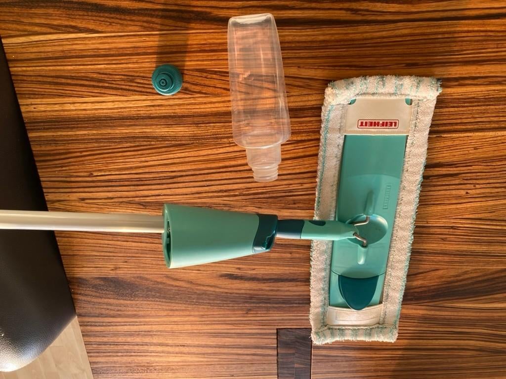 Leifheit Easy Spray XL dweil met sproeier 42 cm, Ophalen, Mop of Dweil