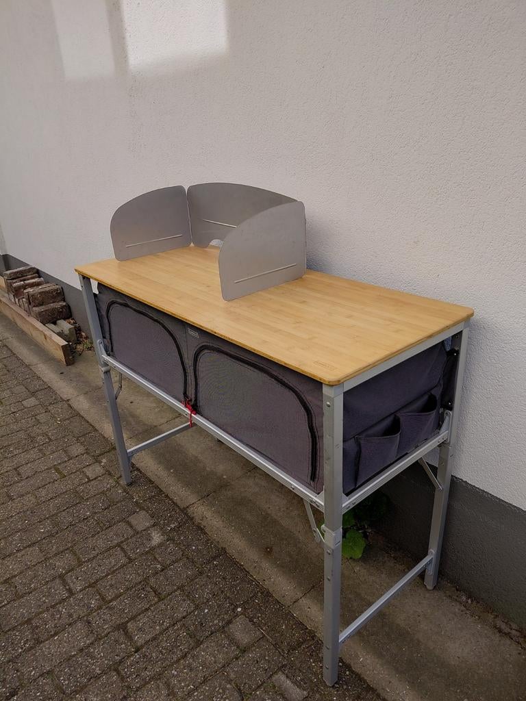 CAMPOOZ campingkeuken., Ophalen, Zo goed als nieuw