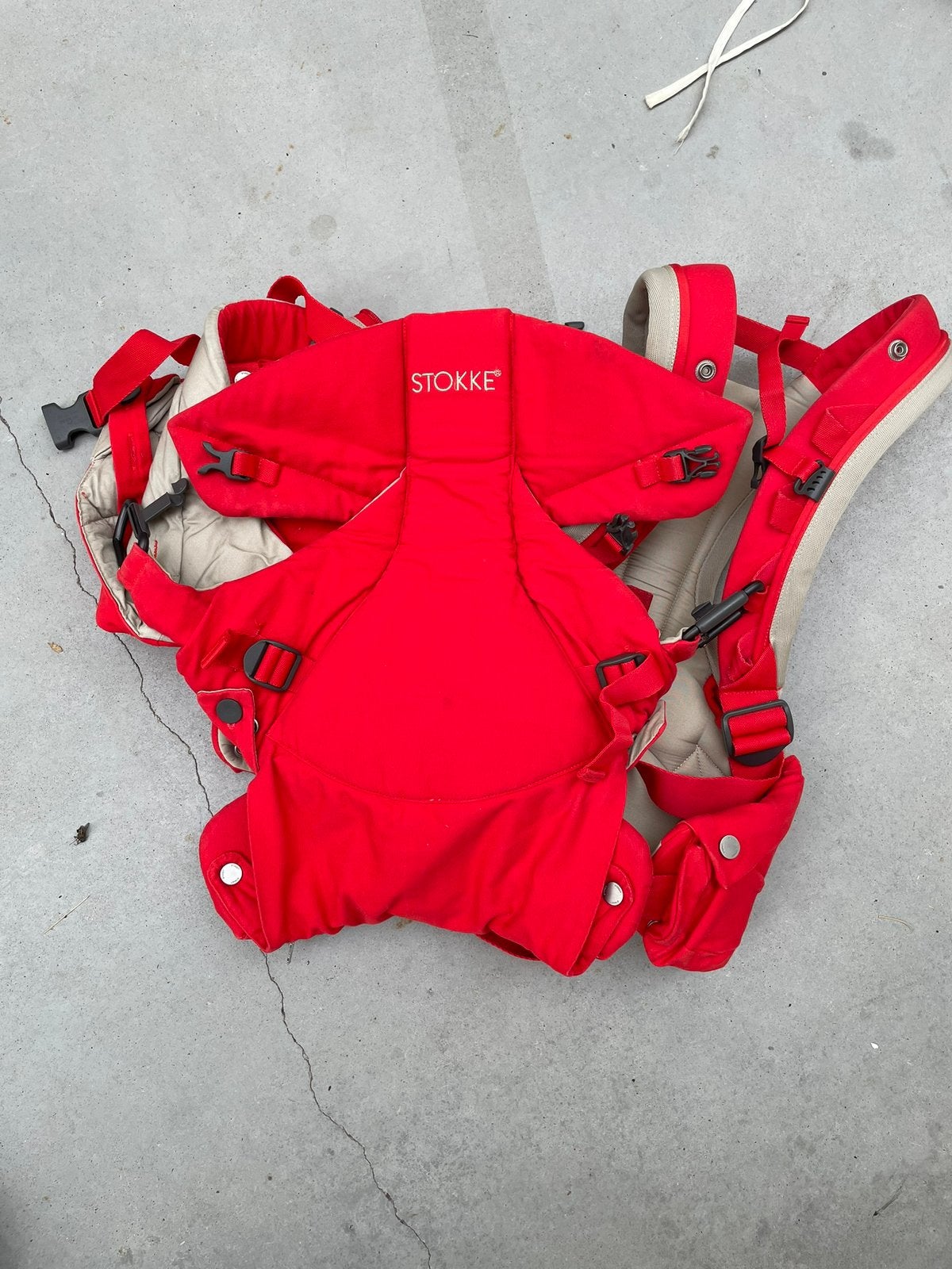 Rode Stokke draagzak, Buik of Rug, Zo goed als nieuw, Draagzak, Ophalen