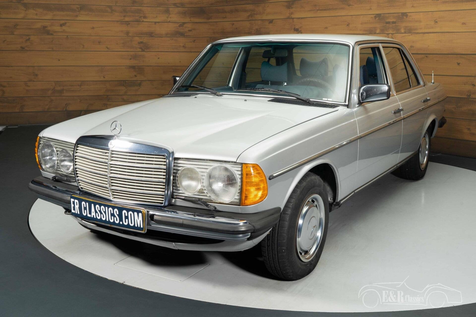Mercedes 250 Sedan | 1978, foto 4