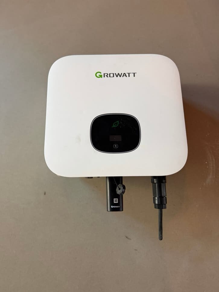 Growatt MIN4600TL-X incl WiFi dongel, 2 jaar oud, Doe-het-zelf en Verbouw, Zonnepanelen en Toebehoren, Verzenden, Gebruikt, Overige typen