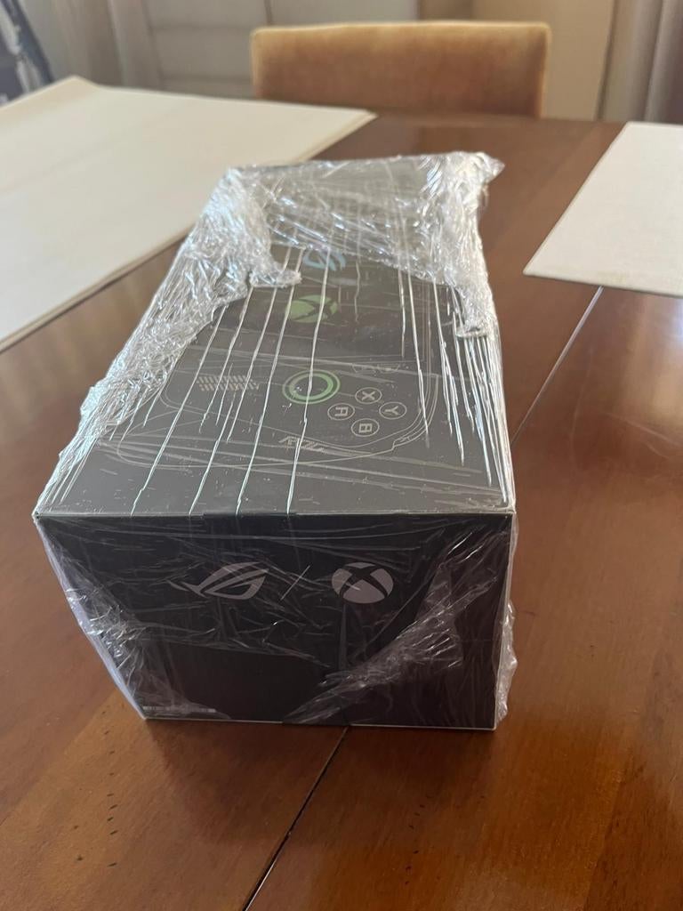 ROG Ally X (2025) - New and sealed, Spelcomputers en Games, Ophalen of Verzenden, Nieuw