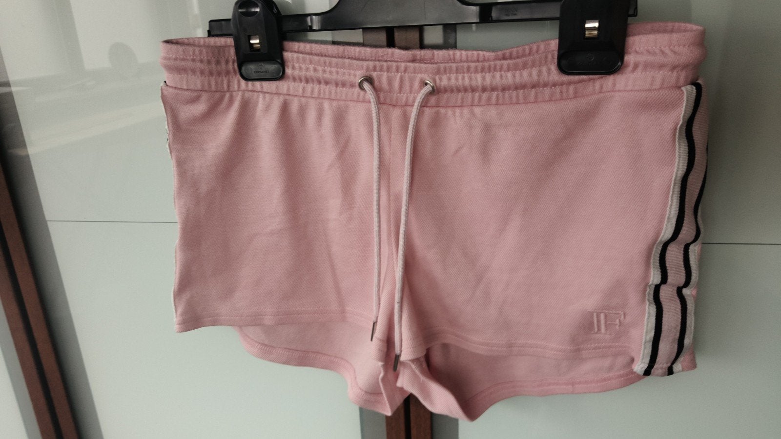 Korte broek S, Kleding | Dames, Broeken en Pantalons, Ophalen, Kort, Zo goed als nieuw, Roze