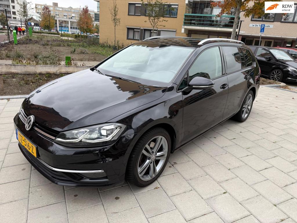 Volkswagen Golf Variant 1.6 TDI Highline | DSG | Facelift, Auto's, Gebruikt, 4 cilinders, 116 pk, Zwart