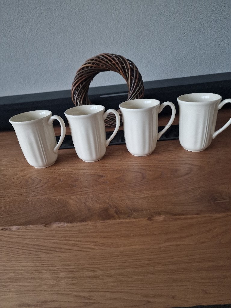 Wedgwood Queens Plain Nieuwe Bekers Mokken, Nieuw, Mok, Ophalen of Verzenden, Wedgwood