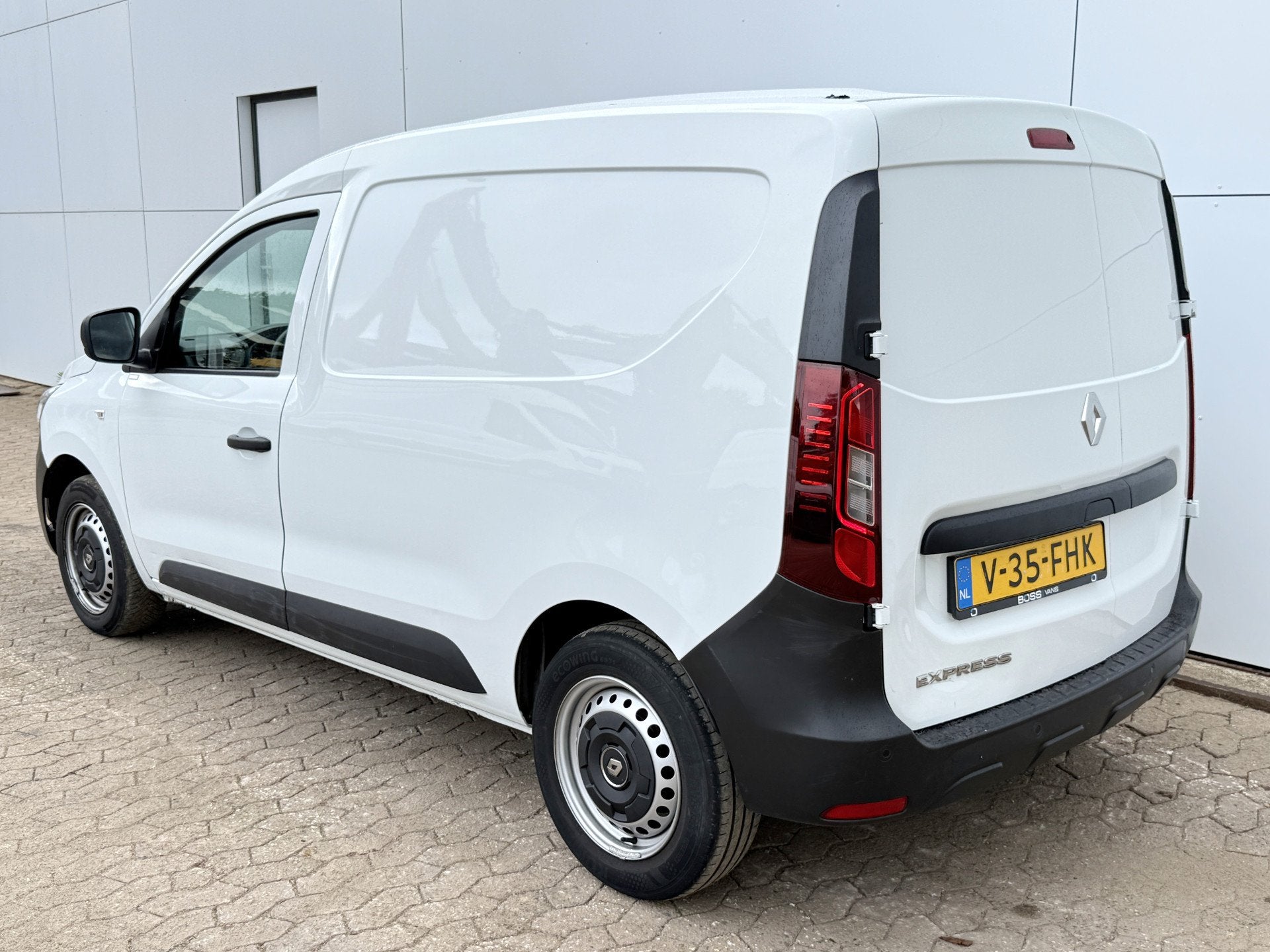 Renault Kangoo 1.5 Express dCi 75pk L1 Airco Cruise control, Auto's, Bestelauto's, Voorwielaandrijving, Stof, Gebruikt, Zwart